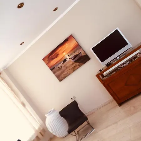 Studio Skourtis Daire *